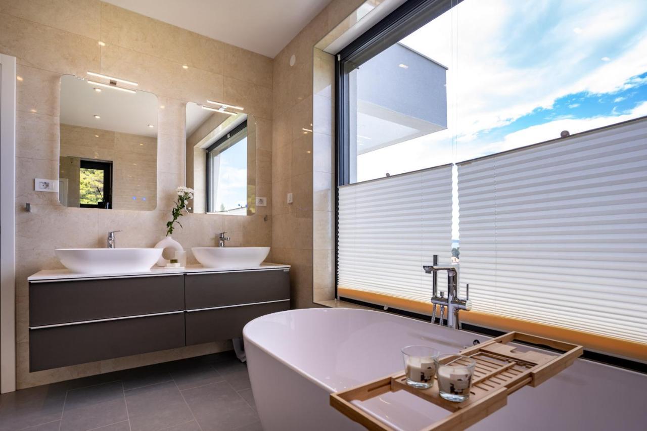 Panorama Suite Dora With Jacuzzi New Translation Exteriér fotografie